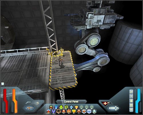 Walka ta może mieć nieco inny przebieg, w zależności od tego czy grasz stuprocentowym człowiekiem, czy zdecydowałeś się na dodanie sobie cybernetycznych implantów - Shuttle Control - Questy (cz.1) | Poziom 32A w Space Siege - Space Siege - poradnik do gry