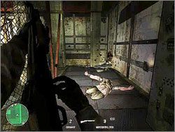 We wczesnej wersji gry strzelba gładkolufowa posiada jakiś bug (błąd) objawiający się tym, iż broń (po jej dobyciu) często jest załadowana ledwie jedną breneką - Garść porad | Code of Honor 2 Łańcuch Krytyczny - Code of Honor 2: Łańcuch Krytyczny - poradnik do gry