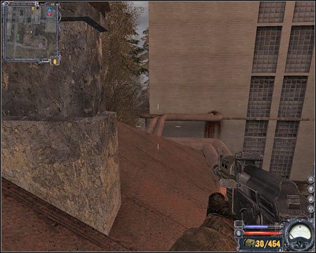 Po znalezieniu się na wyższym balkoniku zniszcz skrzynie i w dalszym ciągu podążaj na północ - Questy (cz.5) | Limańsk | Stalker Czyste Niebo - S.T.A.L.K.E.R.: Czyste Niebo - poradnik do gry