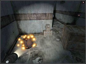 Kiedy dotrzesz na koniec, postaw skrzynię na przycisku - otworzysz tym samym drzwi #1 - Level 02 - Residential - Penumbra: Requiem - poradnik do gry