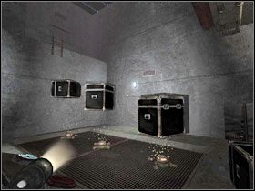 Przenieś teraz duże pudło ze znaczkiem klucza #1 tuż pod rurę usytuowaną zaraz przy trzech przyciskach #2 - Level 03 - Vertical Shaft - Penumbra: Requiem - poradnik do gry