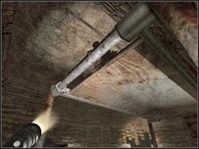 Aby dostać się do artefaktu , przede wszystkim nie możesz zostać zauważony przez kamerę - Artefakty - Penumbra: Requiem - poradnik do gry