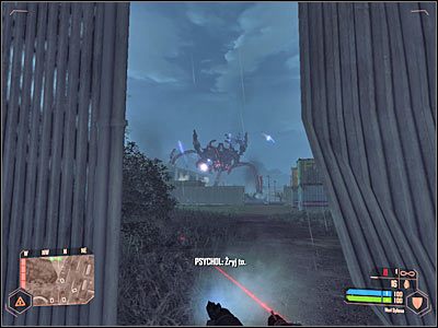 Ostrożnie przesuwaj się w stronę egzoskafandra, chowając się za kolejnymi kontenerami - Zniszczenie egzoskafandra | Misja 7 | Crysis Warhead - Crysis: Warhead - poradnik do gry