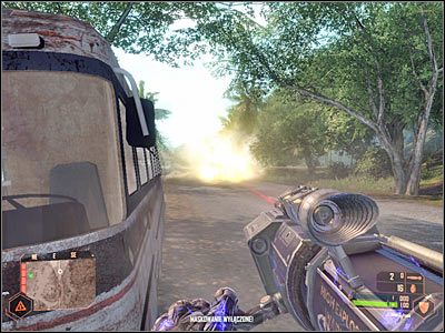 Jeżeli wcześniej zabezpieczyłeś już tereny bazy, zniszczenie pojazdu opancerzonego powinno zaowocować zakończeniem misji - Zabezpieczenie bazy KAL (2) | Misja 1 | Crysis Warhead - Crysis: Warhead - poradnik do gry