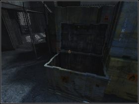 Po wysłuchaniu ciekawej rozmowy między tragarzami, zorientuj się w sytuacji, odpalając zapalniczkę - Rozdział IV - Montparnasse tower (cz.1) | Nikopol Carnival of Immortal - Nikopol: Carnival of Immortal - poradnik do gry