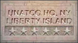 Warto zwiedzić sobie bazę UNATCO - Misja 1 | Solucja Deus Ex - Deus Ex - poradnik do gry