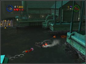 Torpedą zniszcz zielone ogrodzenie, następnie miną - srebrną bramę - Batboat Battle (cz.1) | Heros Episode 2 | LEGO Batman The Videogame - LEGO Batman: The Videogame - poradnik do gry