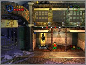 Zniszcz stragan naprzeciwko - znajdziesz Glide Suit - Zoos Company (cz.1) | Heros Episode 2 | LEGO Batman The Videogame - LEGO Batman: The Videogame - poradnik do gry