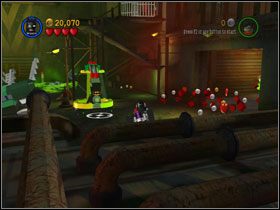Robinem pozbieraj 25 klocków i wsadź je do Attract Machine - Jokers Home Turf (cz.2) | Heros Episode 3 | LEGO Batman The Videogame - LEGO Batman: The Videogame - poradnik do gry
