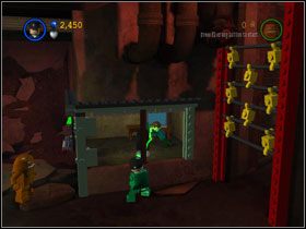 Odkryj żaluzje i przejmij kontrolę nad strażnikiem - otwórz drzwi - The Riddler Makes a Withdrawal (cz.1) | Villiant Episode 4 - LEGO Batman: The Videogame - poradnik do gry