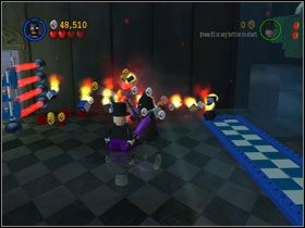 Free Play: W kolejnym pomieszczeniu znajdziesz Kanister (#5) za regałem książkowym po prawej - Breaking Blocks (cz.2) | Villiant Episode 4 | LEGO Batman The Videogame - LEGO Batman: The Videogame - poradnik do gry