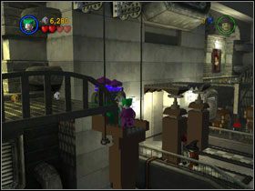 Przysuń dwie kolumny po lewej stronie i wsiądź na windę - The Jokers Masterpiece (cz.1) | Villiant Episode 6 | LEGO Batman The Videogame - LEGO Batman: The Videogame - poradnik do gry
