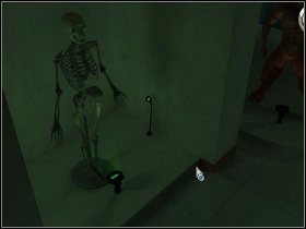 Diabeł wymaga wideł i wąsów, zaś szkielet - obu kości, które znalazłeś - To jest we krwi (Its In the blood) cz.1 | The Hardy Boys The Hidden Theft - The Hardy Boys: The Hidden Theft - poradnik do gry