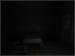 Zamiast bezpieczników wykorzystaj pozostały drucik (pamiętaj, by operować nim przy wyłączonym napięciu), użyj też drucika znalezionego szufladzie w kuchni - 11. Vladovista, powrót | Dracula 3 The Path of the Dragon - Dracula 3: The Path of the Dragon - poradnik do gry