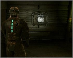 Otwieramy drzwi, używając klawisza E , wchodzimy do pomieszczenia - Nowe transporty (cz.1) | Rozdział 01 | Solucja Dead Space - Dead Space - poradnik do gry