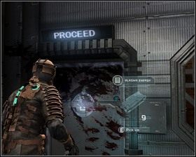 Zanim wejdziemy do pomieszczenia do odkażania, obejdźmy całe pomieszczenie i przeszukajmy wszystkie szafki - Korekta kursu (cz.1) | Rozdział 03 | Solucja Dead Space - Dead Space - poradnik do gry