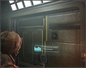 Nasz odpoczynek nie trwa jednak długo, przy wyjściu z pomieszczeń sypialnych potwór znajduje drogę i ponownie musimy stanąć z nim do nierównej walki - Koniec dni (cz.3) | Rozdział 10 | Solucja Dead Space - Dead Space - poradnik do gry