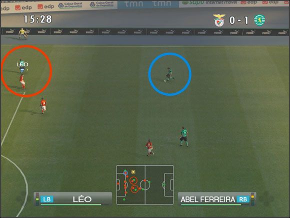 Znów dobry przykład z tym, że zieloni nie mają za bardzo gdzie zagrać - Krycie strefowe | Formacje i rozgrywanie | Pro Evolution Soccer 2009 - Pro Evolution Soccer 2009 - poradnik do gry