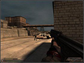 Użyj drabiny, by wyjść na dach - Kamaz (część II) | Dusk-12 Strefa Śmierci - Dusk-12: Strefa Śmierci - poradnik do gry