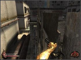 Obróć się w lewo - wyjdź po drabince na górę i idź po murku - Stacja telewizyjna cz.1 | Dusk-12 Strefa Śmierci - Dusk-12: Strefa Śmierci - poradnik do gry