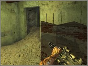 Na końcu drogi skręć w prawo i idź do pomieszczenia z przysypanymi drzwiami po lewej - Stacja telewizyjna cz.2 | Dusk-12 Strefa Śmierci - Dusk-12: Strefa Śmierci - poradnik do gry