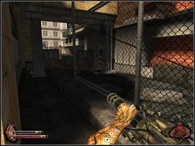 Skręć w prawo i idź wzdłuż ogrodzenia - Stacja telewizyjna cz.3 | Dusk-12 Strefa Śmierci - Dusk-12: Strefa Śmierci - poradnik do gry