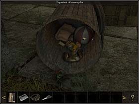 Znalazłszy się nieopodal galerii, Sylvie wdaje się w rozmowę z rikszarzem, który próbuje naprawić swój zepsuty środek lokomocji - Uliczki przy galerii; podwórko; galeria sztuki - Istambuł, 6 listopada 2008 - Chronicles of Mystery: Rytuał Skorpiona - poradnik do gry