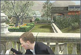 Druga fala przeciwników - dwóch - pojawi się, gdy zejdziesz na niższy teren - Poradnik do gry - Etap I - Whites Estate (cz.1) | Quantum of Solace - Quantum of Solace - poradnik do gry