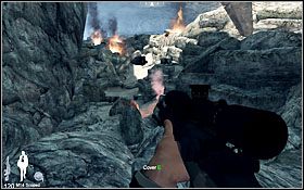 Teraz Twoim zadaniem jest ochrona współtowarzyszki, która ukrywa się poniżej, we fragmencie wraku - Etap IV - Sink Hole | Quantum of Solace - Quantum of Solace - poradnik do gry