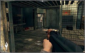 Następnie sam skorzystaj z drzwi, przechodząc przez kolejny barak po prawej [02] , znów trafisz na spaloną słońcem, wyludnioną uliczkę - Etap V - Shanty Town | Quantum of Solace - Quantum of Solace - poradnik do gry