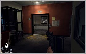 Następnie wejdź do otwartej windy - Etap VIII - Science Center Interior (cz.2) | Quantum of Solace - Quantum of Solace - poradnik do gry