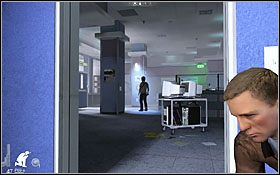 Ostatni przeciwnik to wyższa szkoła jazdy (zaatakuj go z biura, którego jego kolega już nigdy nie opuści) - Etap IX - Miami Airport (cz.1) | Quantum of Solace - Quantum of Solace - poradnik do gry