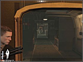 Czeka Cię zadanie przedostania się przez dwa wagony, bardzo podobnie wyglądające - Etap X - Montenegro Train (cz.2) | Quantum of Solace - Quantum of Solace - poradnik do gry