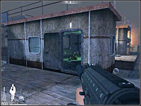 Ostrzał możesz prowadzić również z wnętrza pomieszczenia [06] , na którego dach kazałem Ci wskoczyć - Etap XIII - Barge (cz.2) | Quantum of Solace - Quantum of Solace - poradnik do gry