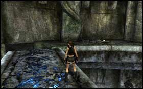 [54] Po drugim przesunięciu mostu wejdź na niego i przebiegnij do skalnej półki po prawej stronie - Coastal Thailand - The Ancient World | Sekrety Tomb Raider Underworld - Tomb Raider: Underworld - poradnik do gry