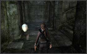 [65] Po przeskoczeniu przez duże wrota biegnij przed siebie - Croft Manor - Protected by the Dead | Sekrety Tomb Raider Underworld - Tomb Raider: Underworld - poradnik do gry