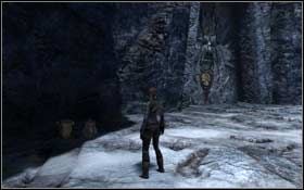 [122] Na lewo od wielkich wrót z wyrzeźbioną na nich twarzą - Jan Mayen Island - Gate of the Dead | Sekrety Tomb Raider Underworld - Tomb Raider: Underworld - poradnik do gry