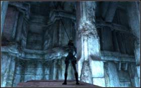 Ostatni symbol jest wyryty prze przejściu do następnej komnaty, naprzeciwko skarbu [179] - Arctic Sea - Helheim (cz.2) | Sekrety Tomb Raider Underworld - Tomb Raider: Underworld - poradnik do gry