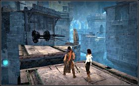 Stań naprzeciwko drzwi prowadzących do Fortecy Wojownika i zsuń się na niebieską Płytę Mocy - Miasto Światła | Prince of Persia - Prince of Persia - poradnik do gry