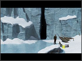 Wreszcie maszeruje ku widocznemu w oddali pęknięciu w wysokiej lodowej ścianie - Dostać się do chaty | Lodowa Kraina | Zaginiona historia Tale of Hero - Zaginiona historia: Tale of Hero - poradnik do gry