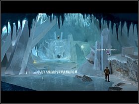 Teraz kieruje się ku wysokim lodowym słupom po prawej, w nadziei, że da się obejść je dookoła (kliknij stosowny kursor) i w ten sposób ominąć kolce - Przedostać się przez kolce | Lodowa Kraina | Zaginiona historia Tale of Hero - Zaginiona historia: Tale of Hero - poradnik do gry