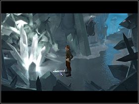 Po chwili może na własne oczy sprawdzić, co stało się w salce z windą - Odzyskać Vamoriańską Więź | Lodowa Kraina | Zaginiona historia Tale of Hero - Zaginiona historia: Tale of Hero - poradnik do gry