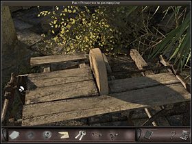 Tym razem otrzymuje zgodę na zabranie paska klinowego (wisi na kracie pierwszego ona z lewej), z którym oczywiście ponownie biegnie do posiadłości, gdzie instaluje go na szlifierce (z lewej strony urządzenia; zbliżenie) - Hacjenda; osada; dom szamanki | Kuba, Posiadłość Montoute - Art of Murder: Klątwa Lalkarza - poradnik do gry