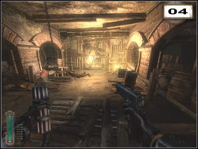 Po zapoznaniu się z wizerunkiem pięknej Helgi, sięgnij po ładunki wybuchowe z pobliskiej skrzyni (3) - Rozdział 1 - Okopy (cz.1) | Solucja NecroVision - NecroVision - poradnik do gry