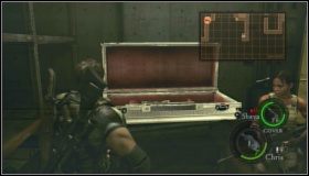 Wracamy do mechanizmu i korzystamy z niego - Uroboros Research Facility (5-3) (1) | Opis przejścia Resident Evil 5 - Resident Evil 5 - poradnik do gry