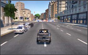 Staraj się uważać na policję, a gdy jakaś nadjedzie, używaj Starcia pojazdów , by wyeliminować zagrożenie - Frantic | Fabuła | Wheelman - Wheelman - poradnik do gry