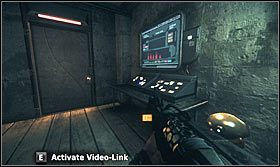 Krok 1: Podczas wizyty w strefie New Venice (etap 56) zbadaj wnętrze budynku, gdzie odnalazłeś jedną z kart łowcy głów - Przegląd arsenału - Wskazówki - Kroniki Riddicka: Assault on Dark Athena - poradnik do gry