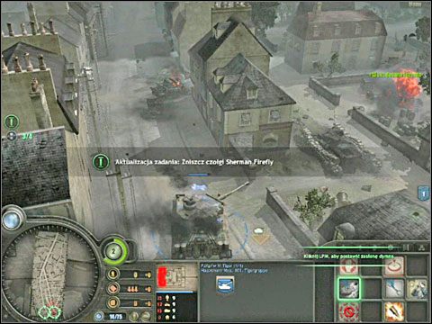 W zależności od tego, w jakiej pozycji znajduje się twój Tygrys wobec przeciwników, postaw zasłonę dymną, najpierw odwracając wieżę kociaka w stronę zagrożenia (jeśli stoisz bokiem lub co gorsza tyłem do Firefly'ów), lub po prostu podejmij walkę (gdy miałeś więcej szczęścia i utknąłeś zwrócony do wr - Misja 1 - Vilers-Bocage - Narodziny legendy (cz.2) - As Tygrysów - Company of Heroes: Chwała Bohaterom - poradnik do gry