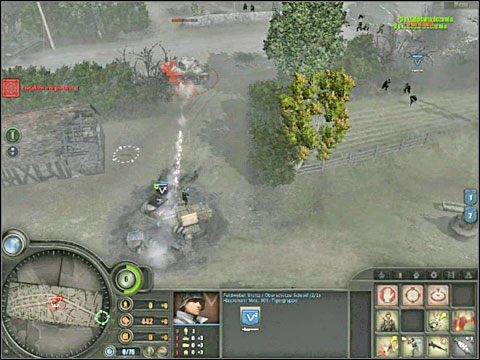 Przeskakując drogę nadziejesz się pewnie na kolejne alianckie pojazdy - lekki czołg i dżipa - Misja 2 - Odwrót z Vilers-Bocage (cz.1) - As Tygrysów - Company of Heroes: Chwała Bohaterom - poradnik do gry