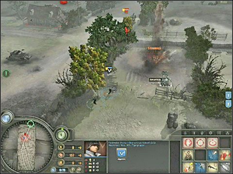 Druga drużyna zasuwa w tym czasie polem w kierunku pojedynczego budynku - Misja 2 - Odwrót z Vilers-Bocage (cz.2) - As Tygrysów - Company of Heroes: Chwała Bohaterom - poradnik do gry